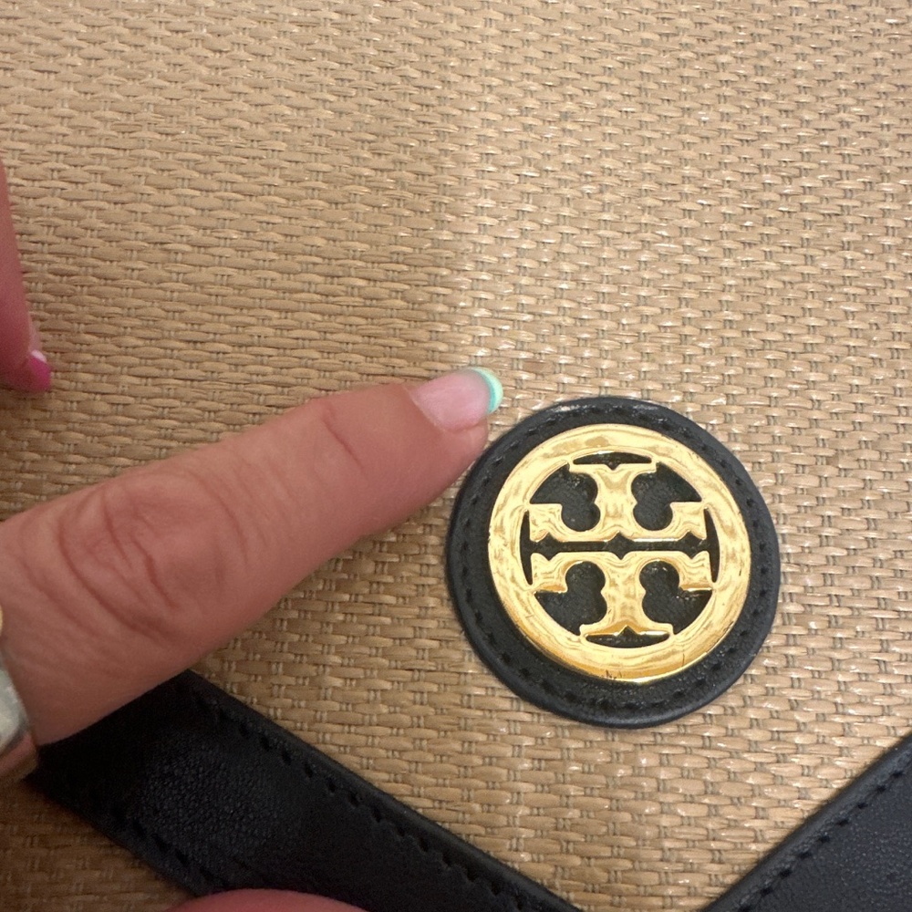 Vintage Authentic Tory Burch oversized clutch - Picture 3 of 7